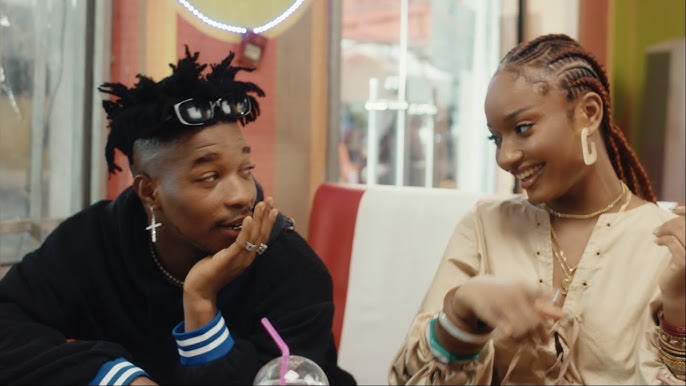 Magixx - Love Don't Cost A Dime [Re-up] feat. Ayra Starr